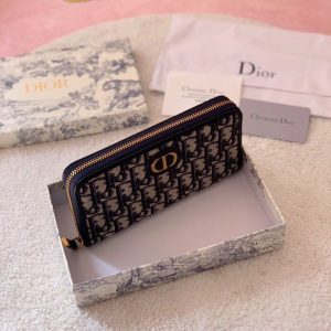 Dior 30 Montaigne Wallet