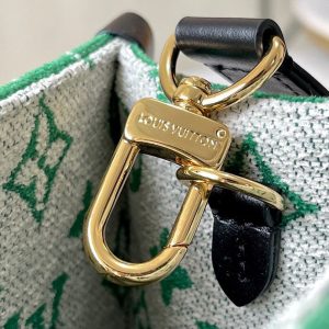 price and purchase Louis Vuitton / Handbag Monogram Empreinte leather